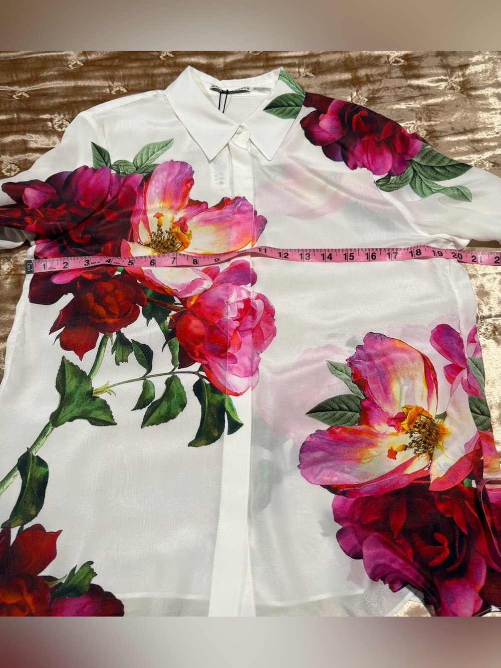 Alice + Olivia Willa Placket Top - Picture 9 of 10
